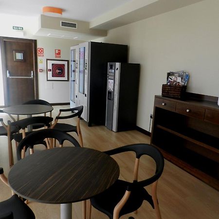 Hotel Río Hortega Valladolid Buitenkant foto